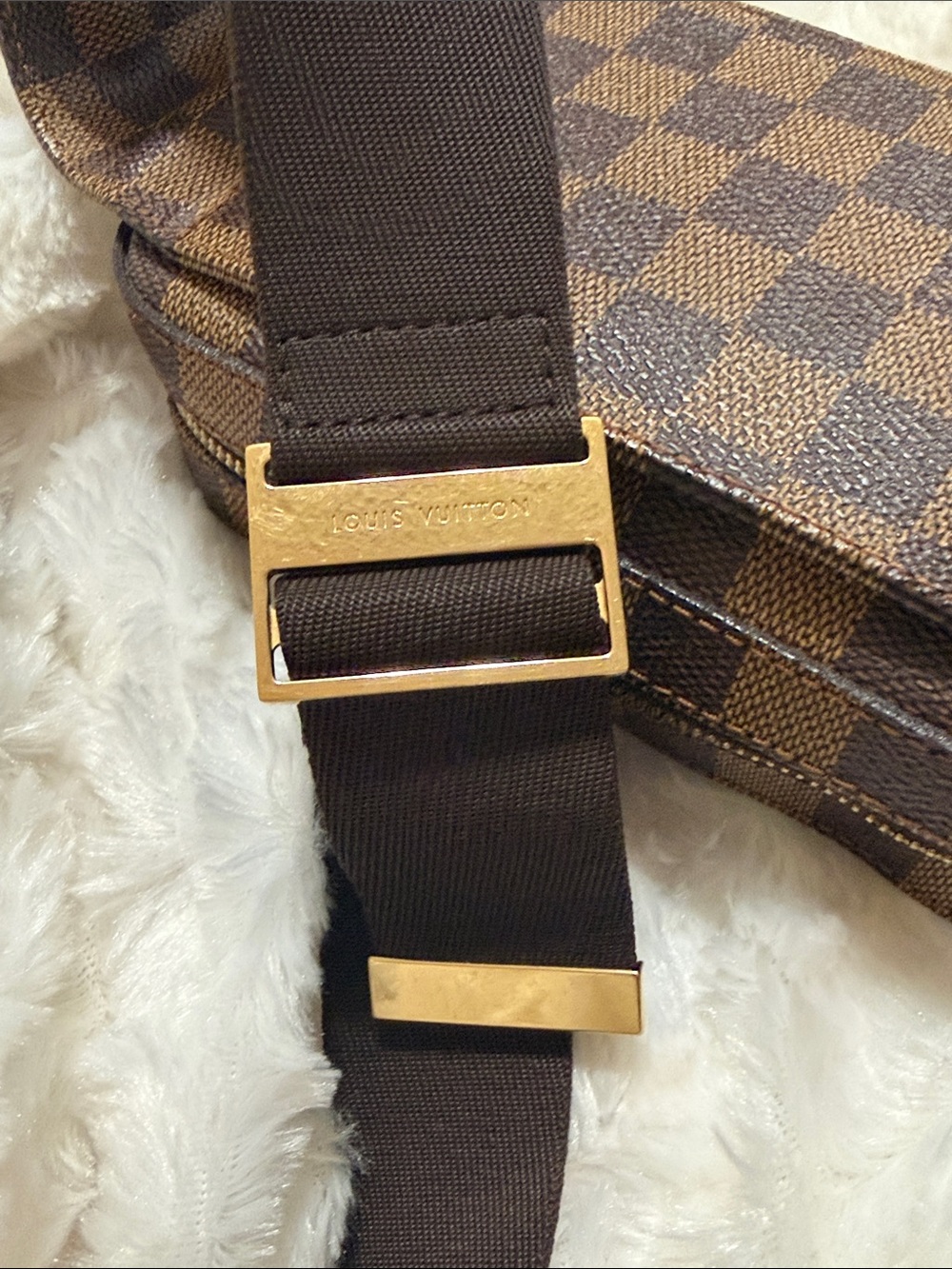 Louis Vuitton Brown Damier Ebene Belt Bag - Picture 4 of 12